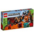 Конструктор LEGO Minecraft Нижній бастіон 300 деталей (21185)