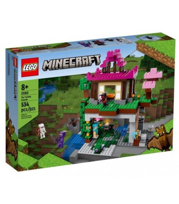 Конструктор LEGO Minecraft Тренувальна база 534 деталі (21183)