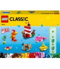 Конструктор LEGO Classic Творчі веселощі в океані 333 деталі (11018_EU)