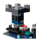 Конструктор LEGO Minecraft Битва в глибокій темряві 584 деталі (21246)