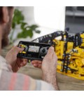 Конструктор LEGO Technic Бульдозер Cat D11 на пульті керування 3854 деталі (42131_EU)