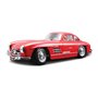 Автомодель Bburago Mercedes-Benz 300 SL 1954  красная (18-22023 red)